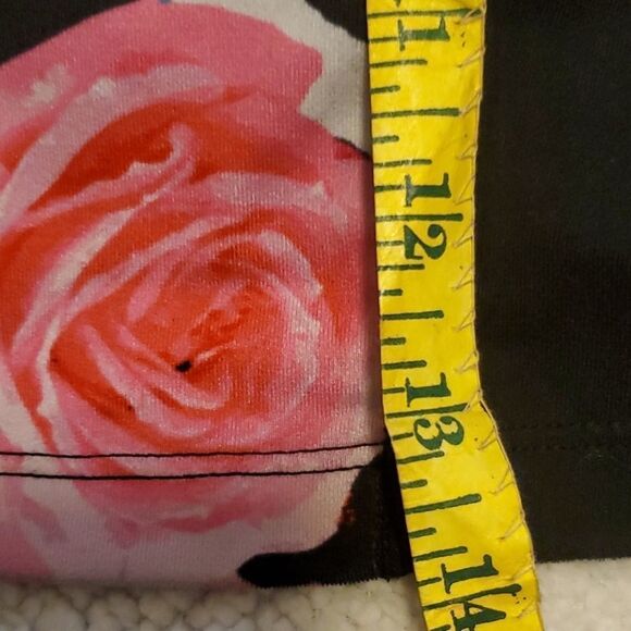 Betsey Johnson multi color sports bra top - Picture 6 of 6